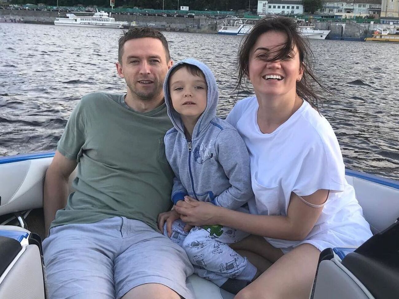 Цибульська разом із чоловіком виховує сина Нестора