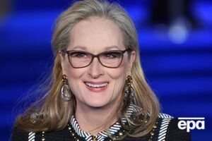 За словами косметологині, у 74-річної Стріп зберігся овал обличчя, струнка шия й "королівська постава"