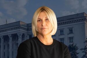 Матері хоронять своїх синів, а кількість автівок чиновників тільки збільшується