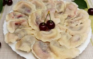 Вареники нужно варить в подсоленной кипящей воде