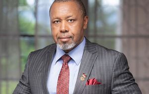 Чилима погиб при крушении самолета