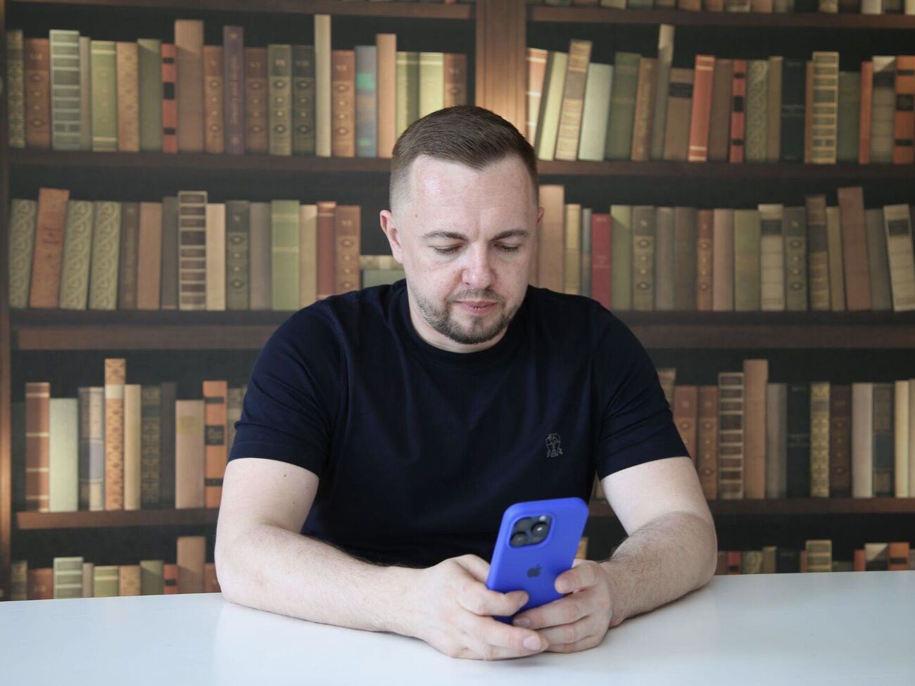 Олег Крот: Вважаю, кожен, хто має певні знайомства, повинен розповідати про нагальні потреби України