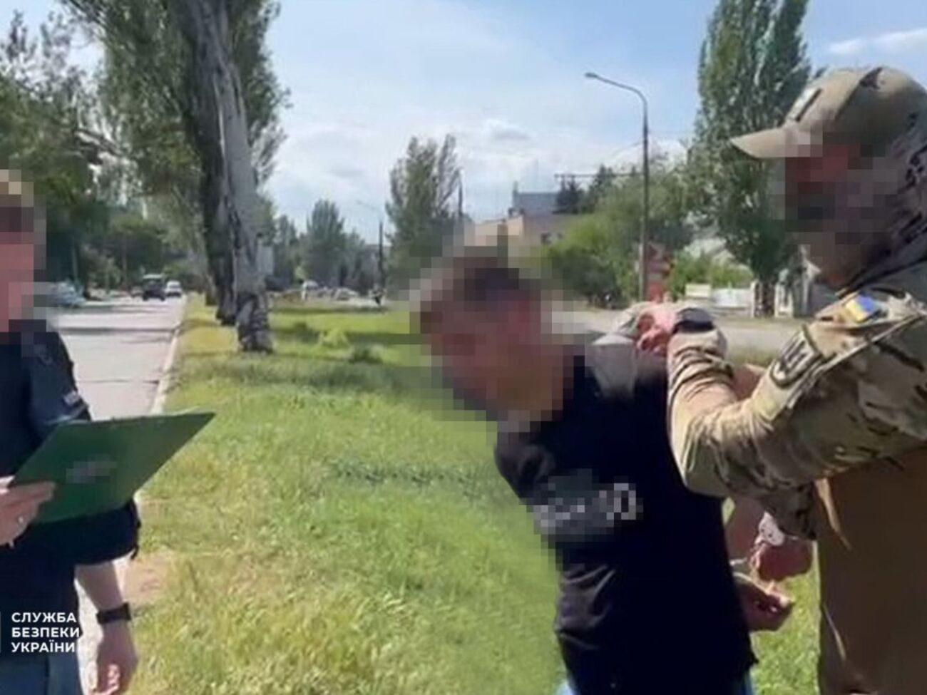 СБУ затримала "крота" ФСБ і його брата, які готували ракетний удар по "Мотор Січі", заявляють у спецслужбі