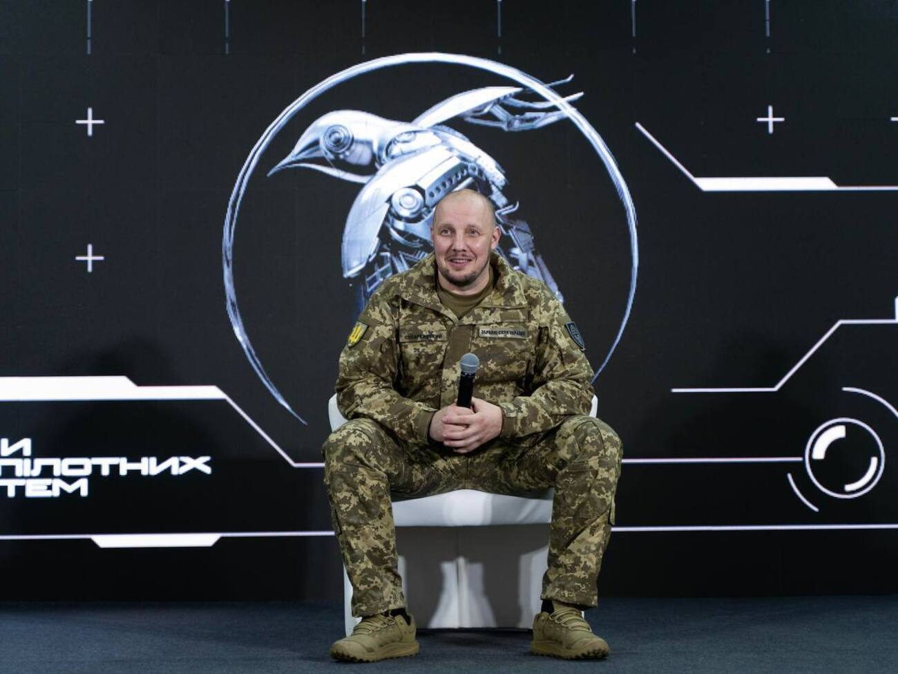 Сухаревський заявив, що є розробка альтернативного способу зв'язку для безпілотників