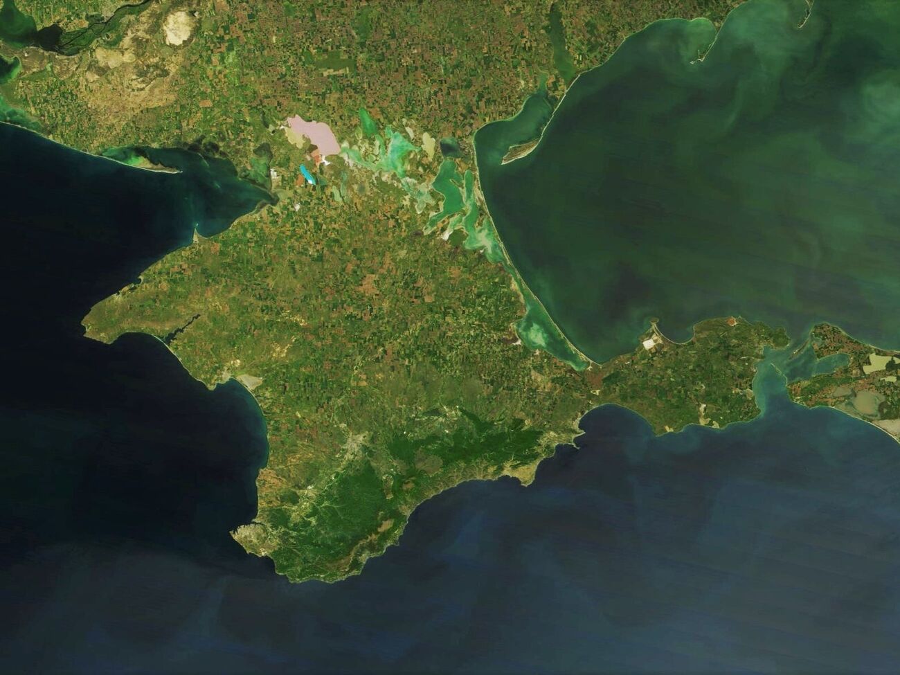 Деокупація України не буде пунктом підсумкової заяви країн – учасниць саміту миру, стверджує NHK