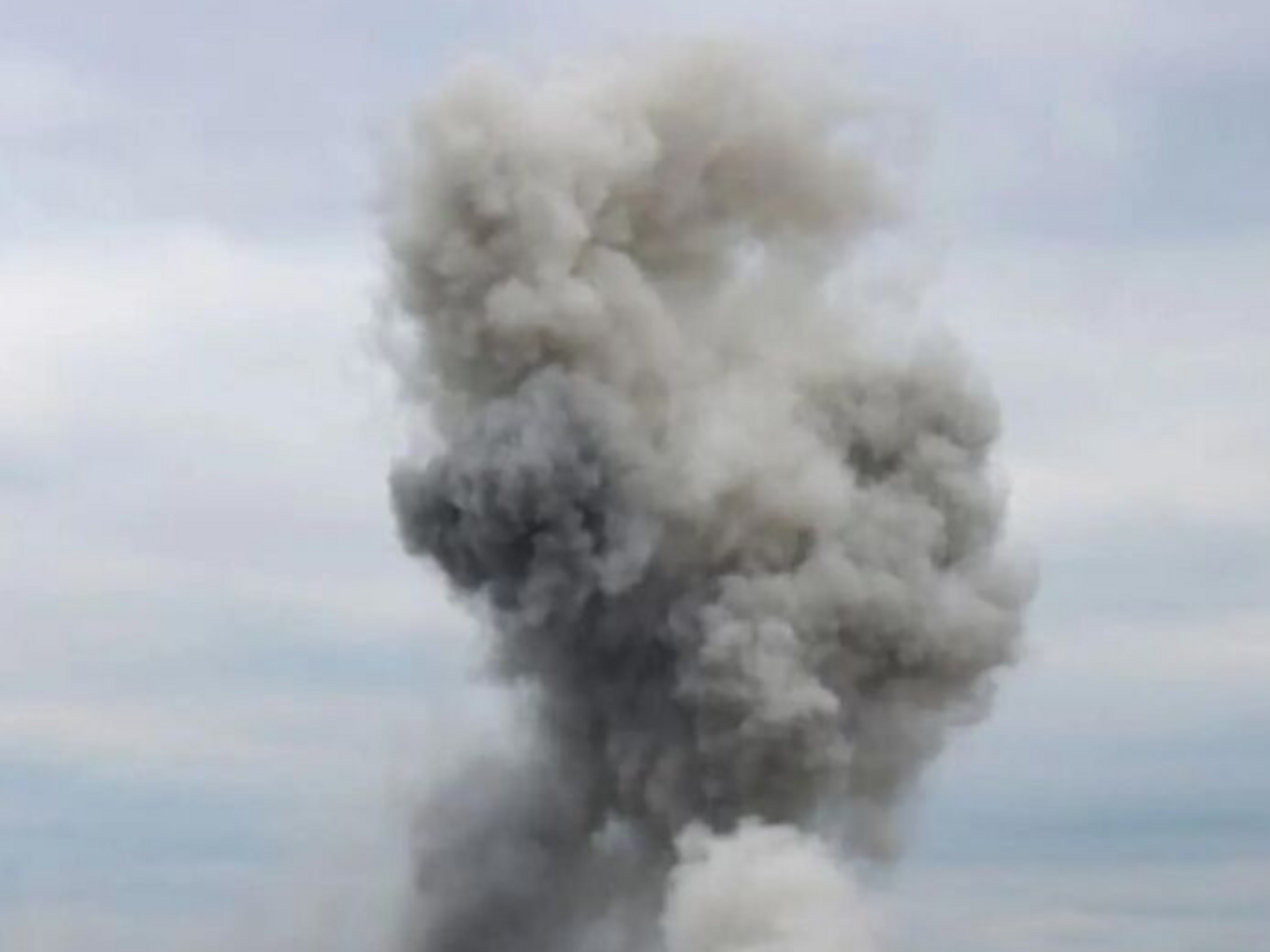 В Кривом Роге раздался взрыв во время воздушной тревоги, в городе есть пострадавшие в результате российского ракетного удара