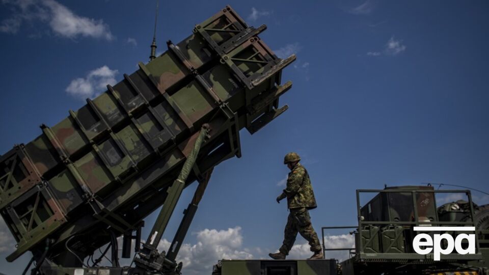 Україна отримає ще один ЗРК Patriot, його привезуть із Польщі, пише ЗМІ