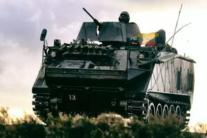 Бронетранспортери обіцяють доправити в Україну найближчими днями