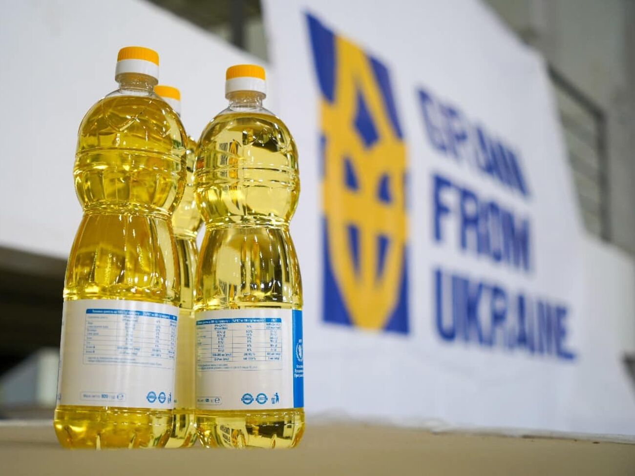 Олію доправлять контейнерами з портів Великої Одеси, зазначили в Мінагрополітики України