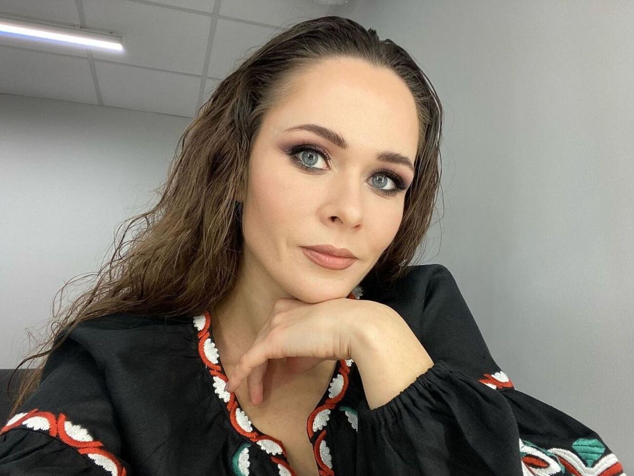 Санина не стала конкретизировать, с чем именно связан непростой период в группе