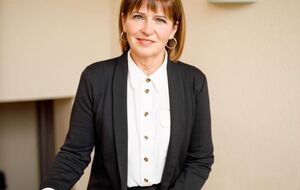 Фус: Если ты не будешь заниматься, ты в конце концов через два-три года не встанешь с того стула и не пойдешь, потому что у тебя будут хрустеть и болеть суставы, кружиться голова