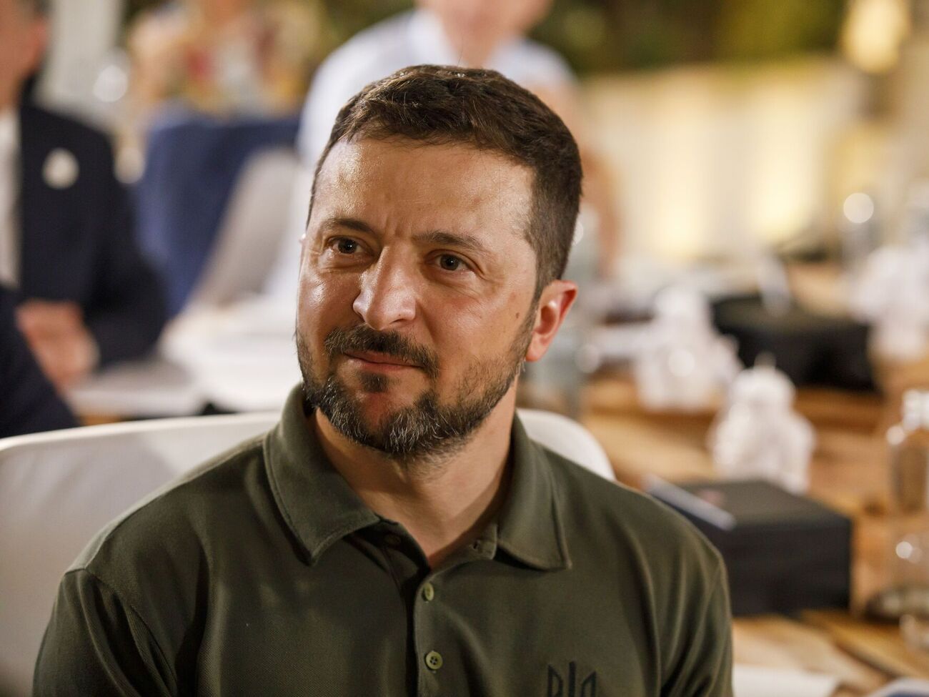 Зеленский принял участие в первой части саммита G7