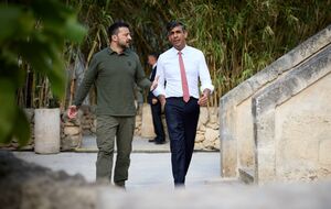 Зеленский в Италии провел встречу с Сунаком