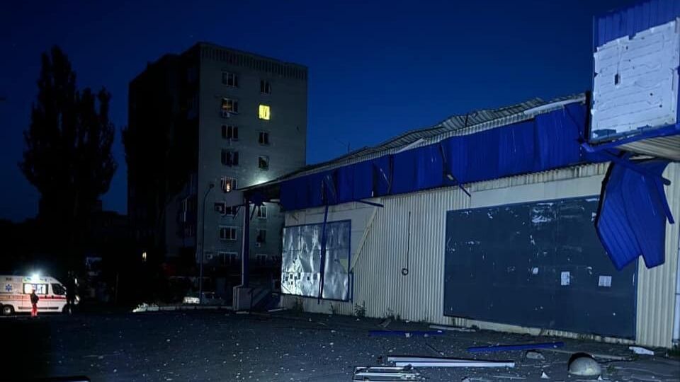 Окупанти пошкодили вночі 10 багатоповерхівок у Селидовому, розповіли в ОВА