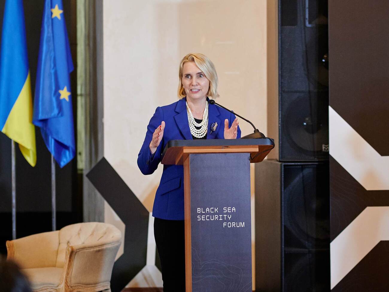 Если бы РФ имела успех в Украине, то Молдова, Румыния, Турция и Болгарии также "столкнулись бы с империалистическим и разрушительным соседом", отметила Бринк