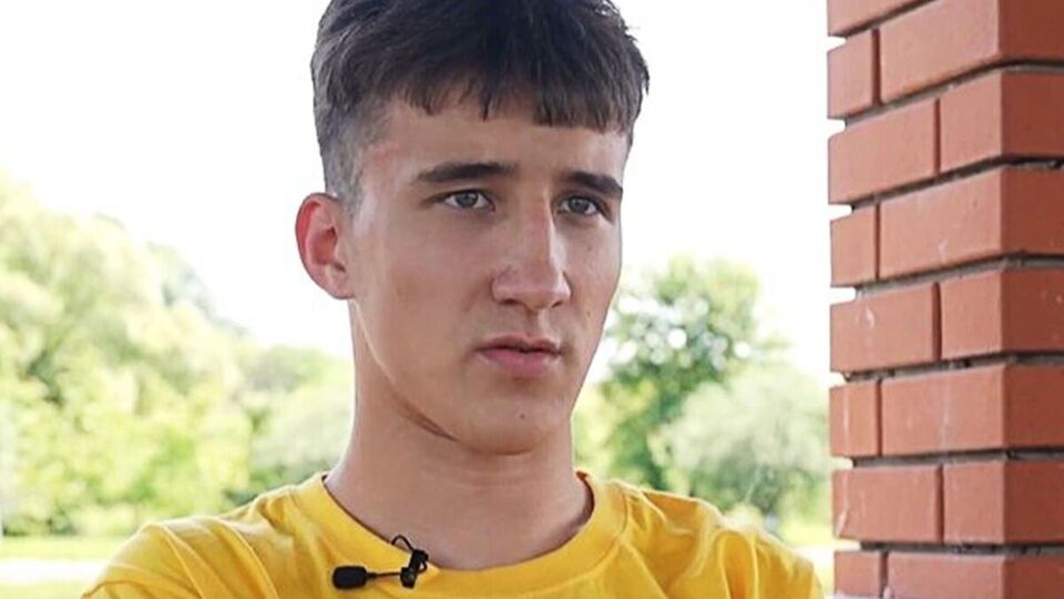 Данило зі Слов'янська: 2014 рік я не дуже пам'ятаю, ще маленький був. Пам'ятаю, що ми у підвалі сиділи й гучні вибухи були