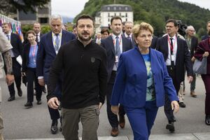 Зеленский и Амхерд дали брифинг перед началом саммита мира