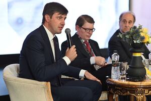 По словам Высоцкого, в 2023 году уровень засева на территориях Украины, оказавшихся под российской оккупацией, был по меньшей мере вдвое меньше, чем до полномасштабного вторжения