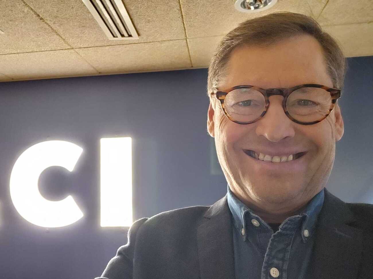 Жирнов: Путін боїться, що доньки його отруять і займуть його місце