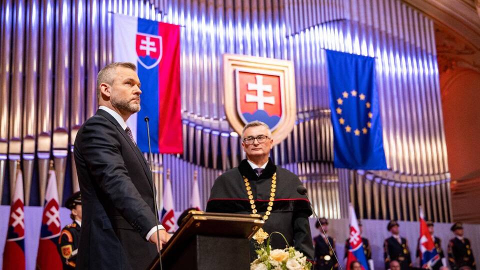 Пеллегрини принял присягу во время торжественного заседания Национального совета Словакии