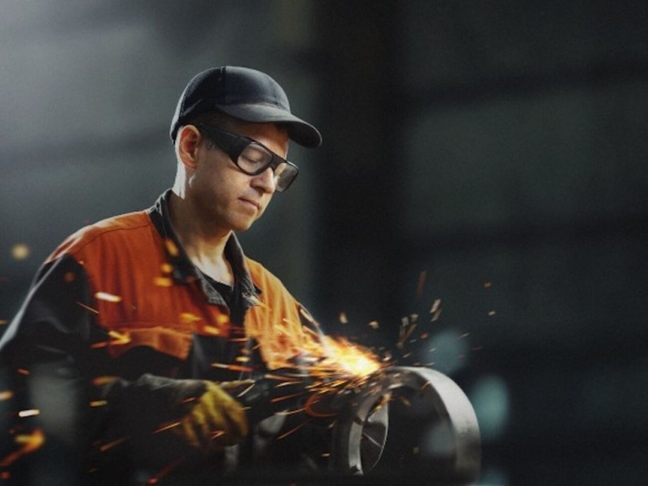 Машиностроители также снабдили шахтеров 450 тыс. запчастей и комплектующих