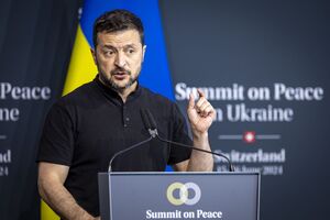 Подготовка ко второму саммиту мира займет "не годы, а месяцы", отмечал Зеленский