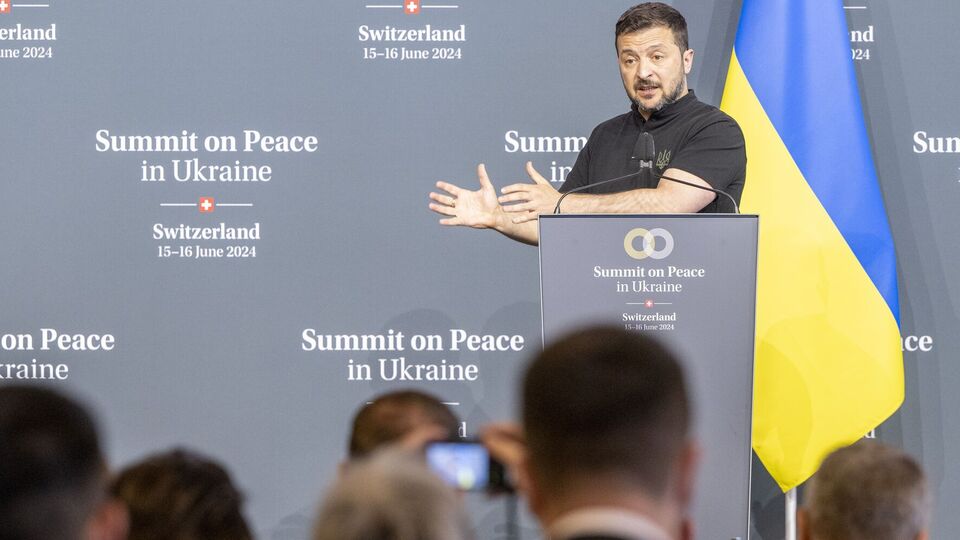 Задача Украины сейчас – не дать возможность успеха РФ в Харьковской области, отметил Зеленский