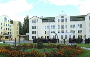 Обязательное условие для поступления – базовое среднее образование