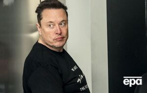 Маск відмовився коментувати ситуацію журналістам