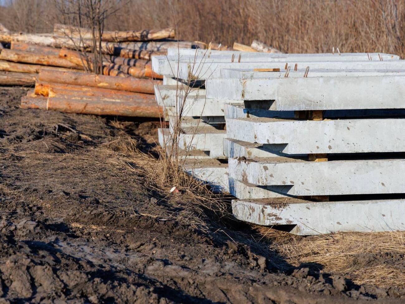 Речь идет о перераспределении средств, которые ранее выделили Николаевской и Ровенской областным военным администрациям