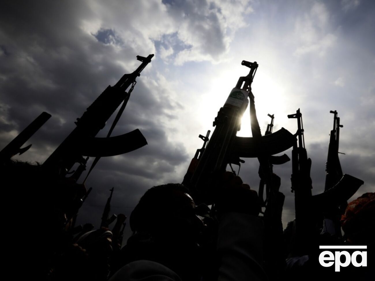 Хуситы атаковали корабль, принадлежащий Греции