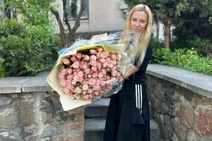 За словами доньки Тоні Матвієнко, її мати співає щиро
