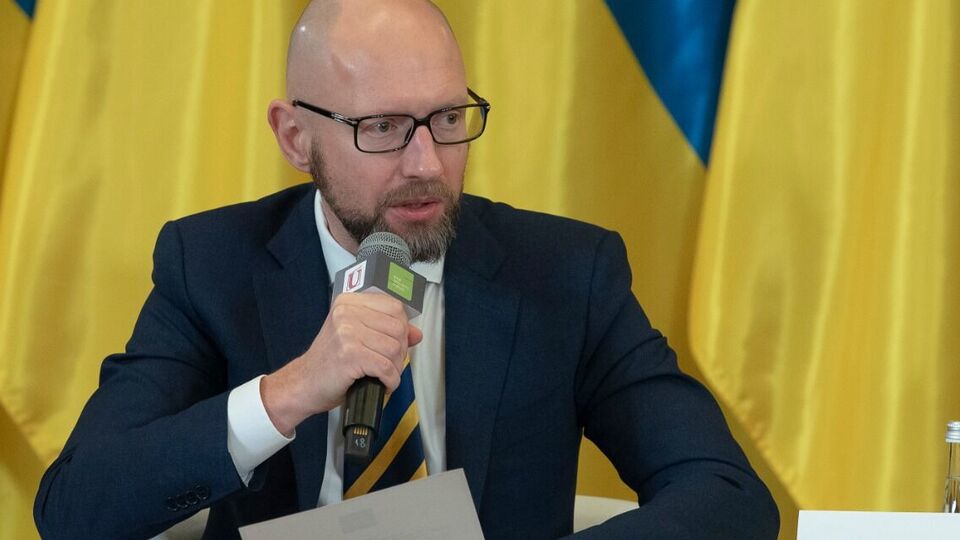 Формула української перемоги – у силі армії, нації й союзників