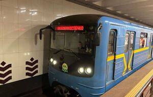 В конце мая в Киевском метрополитене проинформировали об остром дефиците специалистов, в частности, машинистов электропоездов