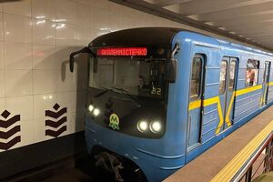 В конце мая в Киевском метрополитене проинформировали об остром дефиците специалистов, в частности, машинистов электропоездов
