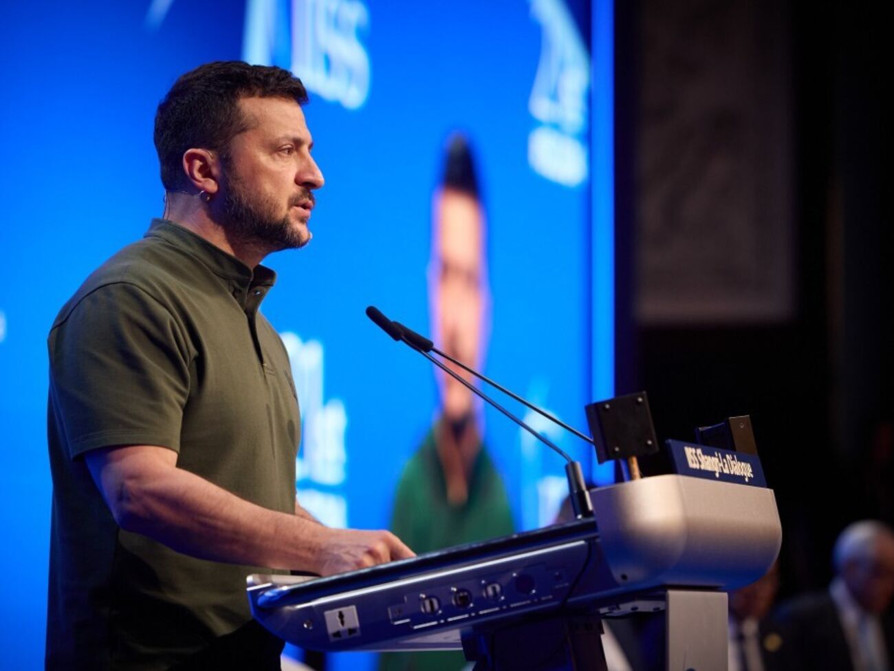 Зеленский: Украина признает два государства, и Израиль, и Палестину, и сделает все, чтобы Израиль остановился, чтобы закончился этот конфликт и чтобы гражданские люди не страдали