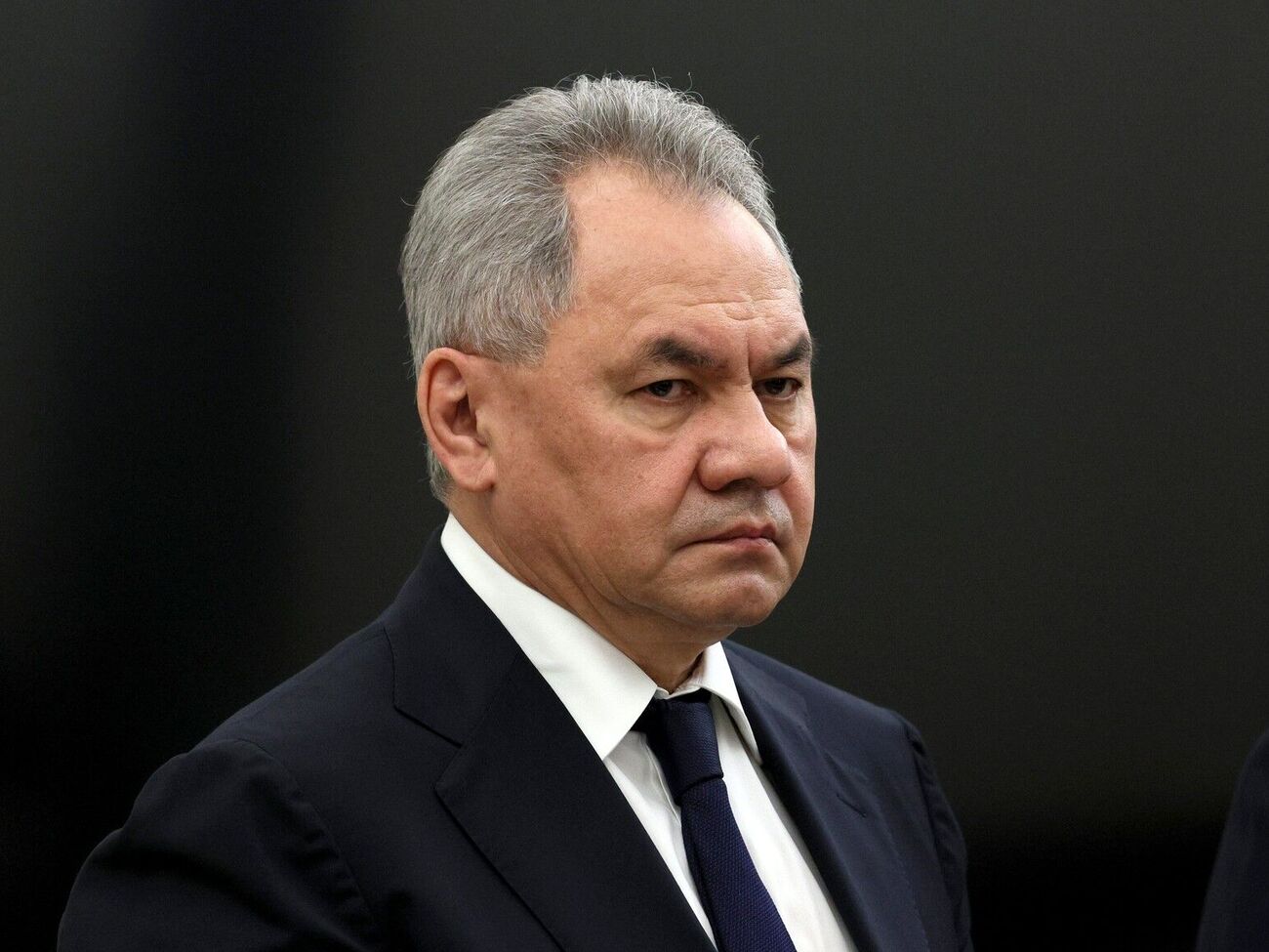 На Шойгу зав'язано "надто багато інсайдів" путінського режиму, тому його вирішили не ображати, а дати посаду в Радбезі РФ, вважає Кондратюк