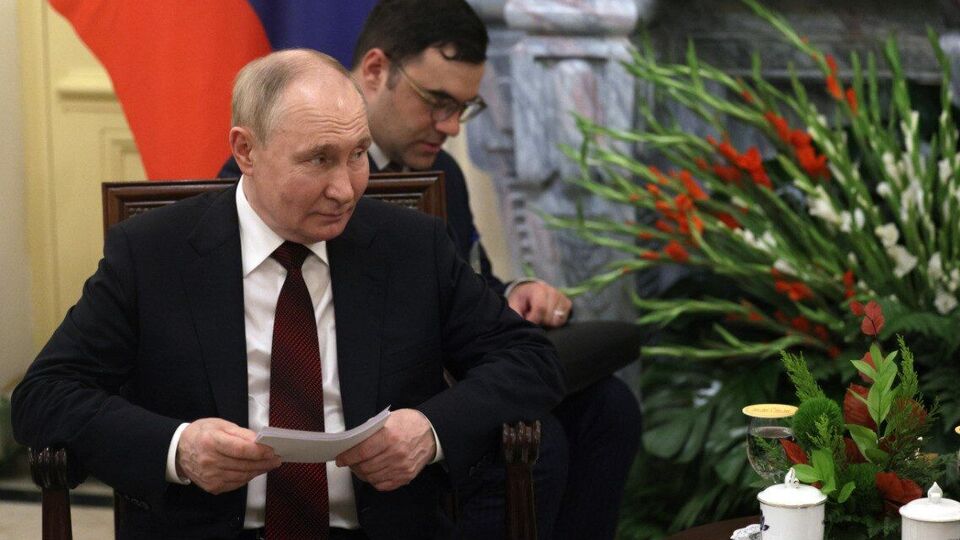 Путин в Ханое ответил на вопросы росСМИ