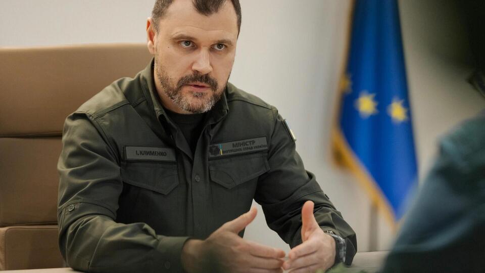 Кожна країна ЄС діє за законами і правилами Єврокомісії, зазначив Клименко