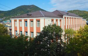 Враг ожидает поступления в КамГУ им. Беринга 90 учеников школ Дебальцево, Светлодарска и Мироновского, отметили в ЦНС