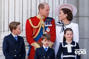 Принц и принцесса Уэльские воспитывают троих детей