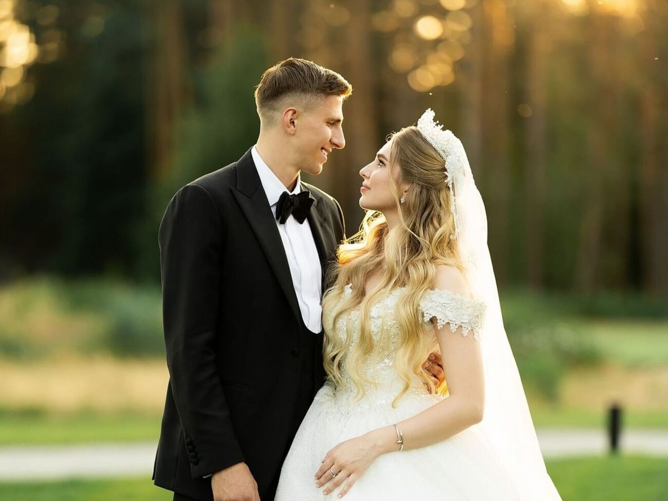 Илья и Ангелина Забарные живут в Великобритании