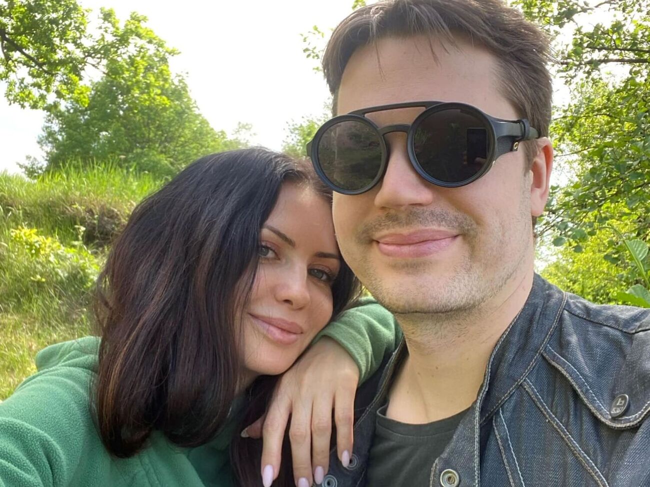 В январе 2024 года Lama призналась, что восемь лет состоит в отношениях с мужчиной, который младше ее на 18 лет