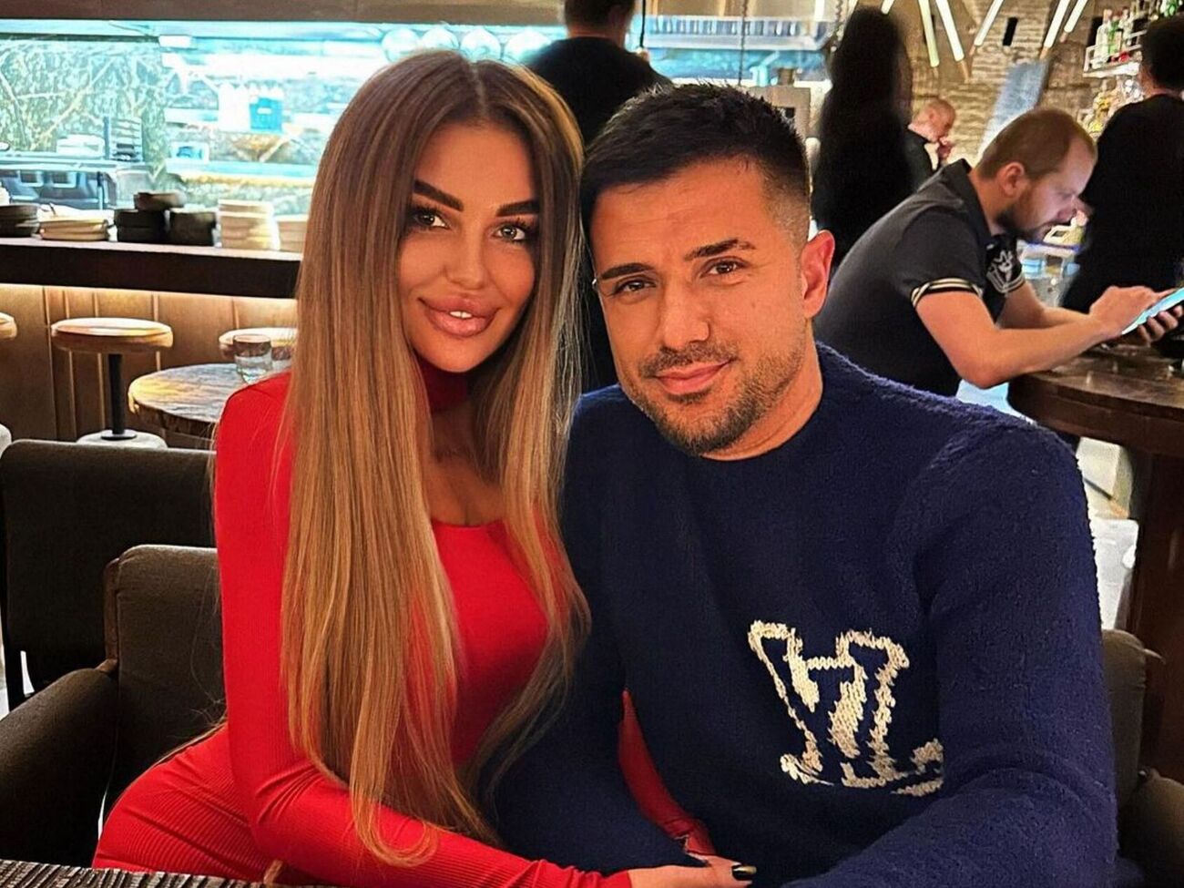 С 17 июня Налчаджиоглу и его девушка отдыхают на курорте в Бодруме