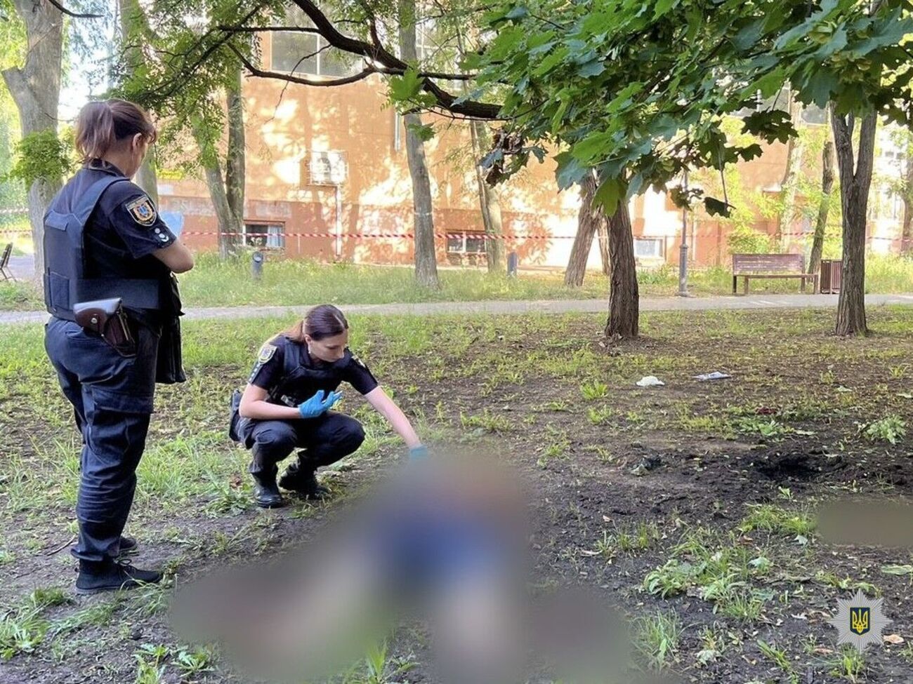 Тіло знайшли в парку на Кримському бульварі