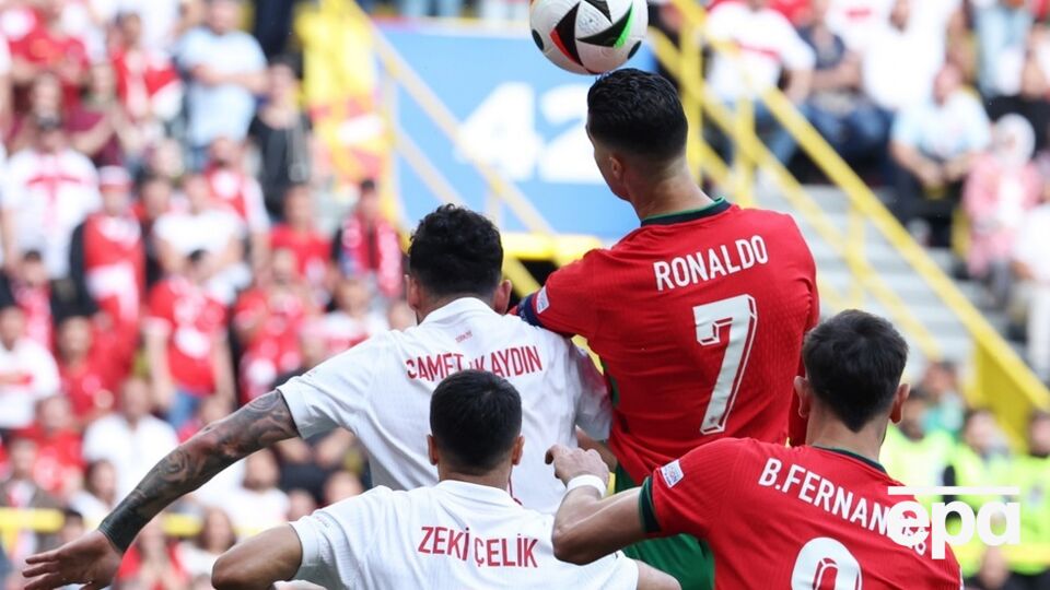 Турции португальцы забили три безответных мяча
