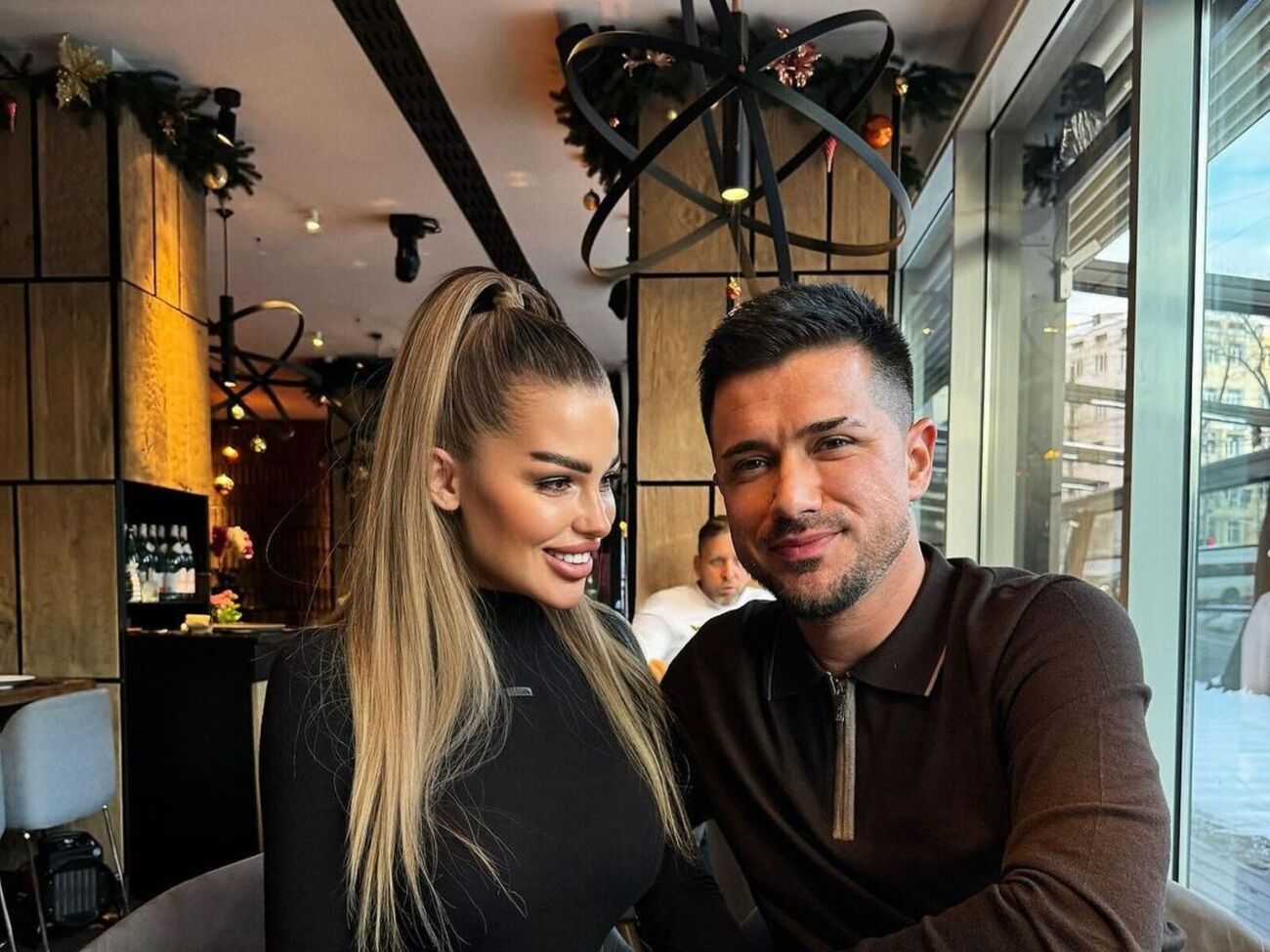 Девушка Налчаджиоглу: Любимый принимает меня со всеми моими причудами