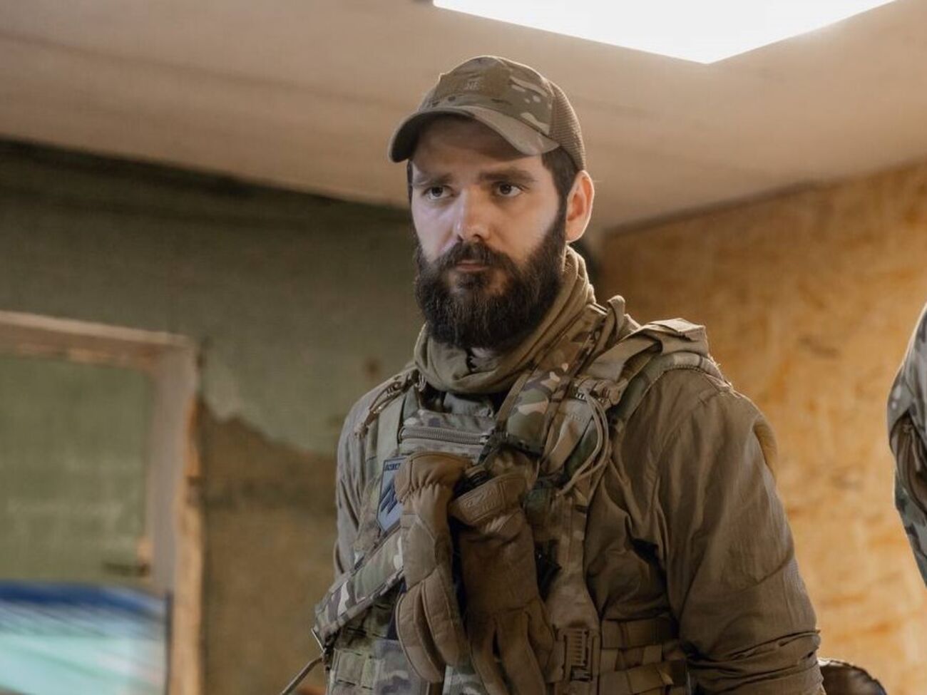 Кротевич не називає імені генерала, утім, пише, нібито його "ненавидить 99% військових"