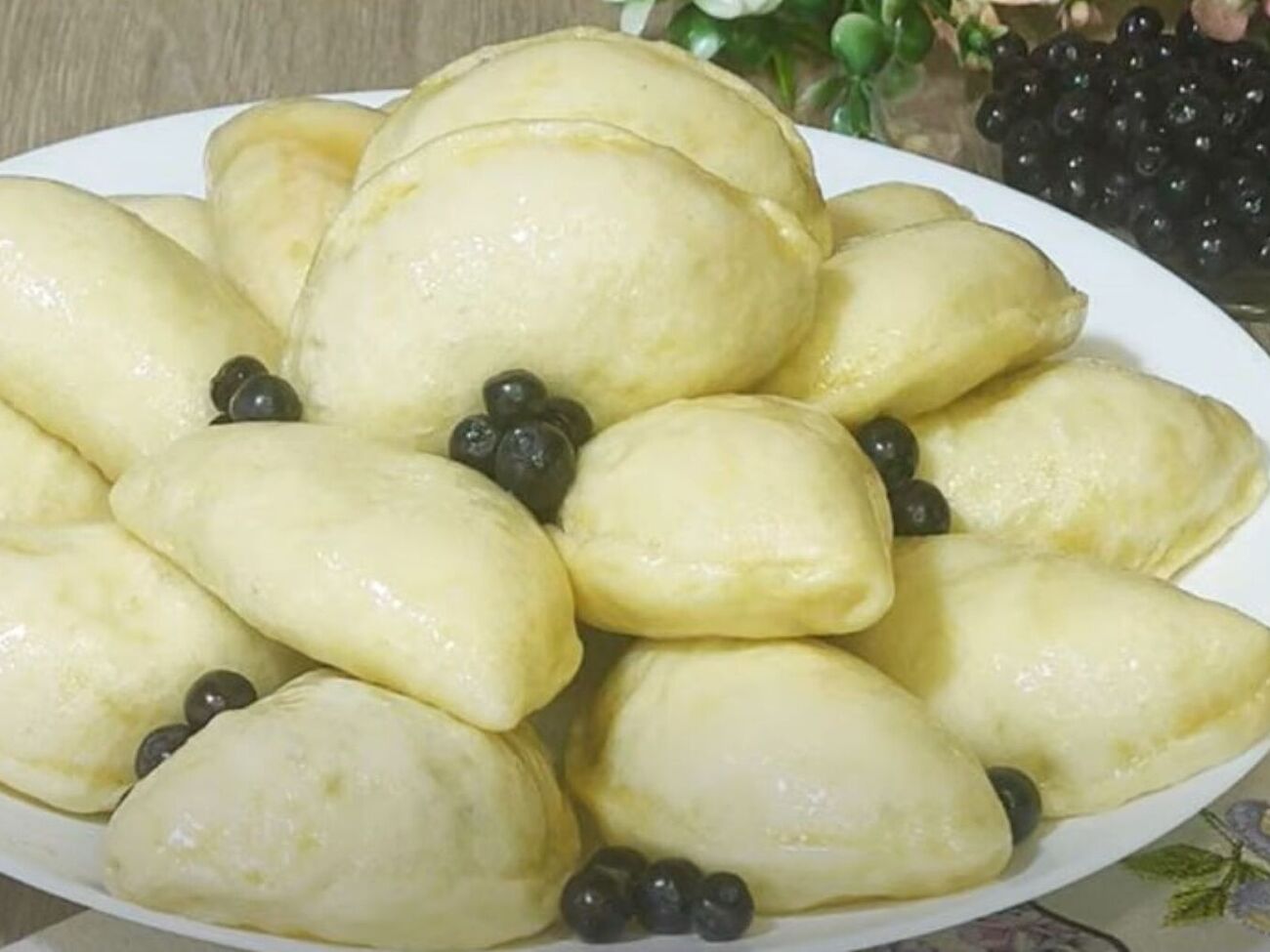 Вареники готуйте на парі протягом п'яти хвилин під кришкою