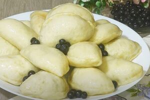 Вареники готовьте на пару в течение пяти минут под крышкой